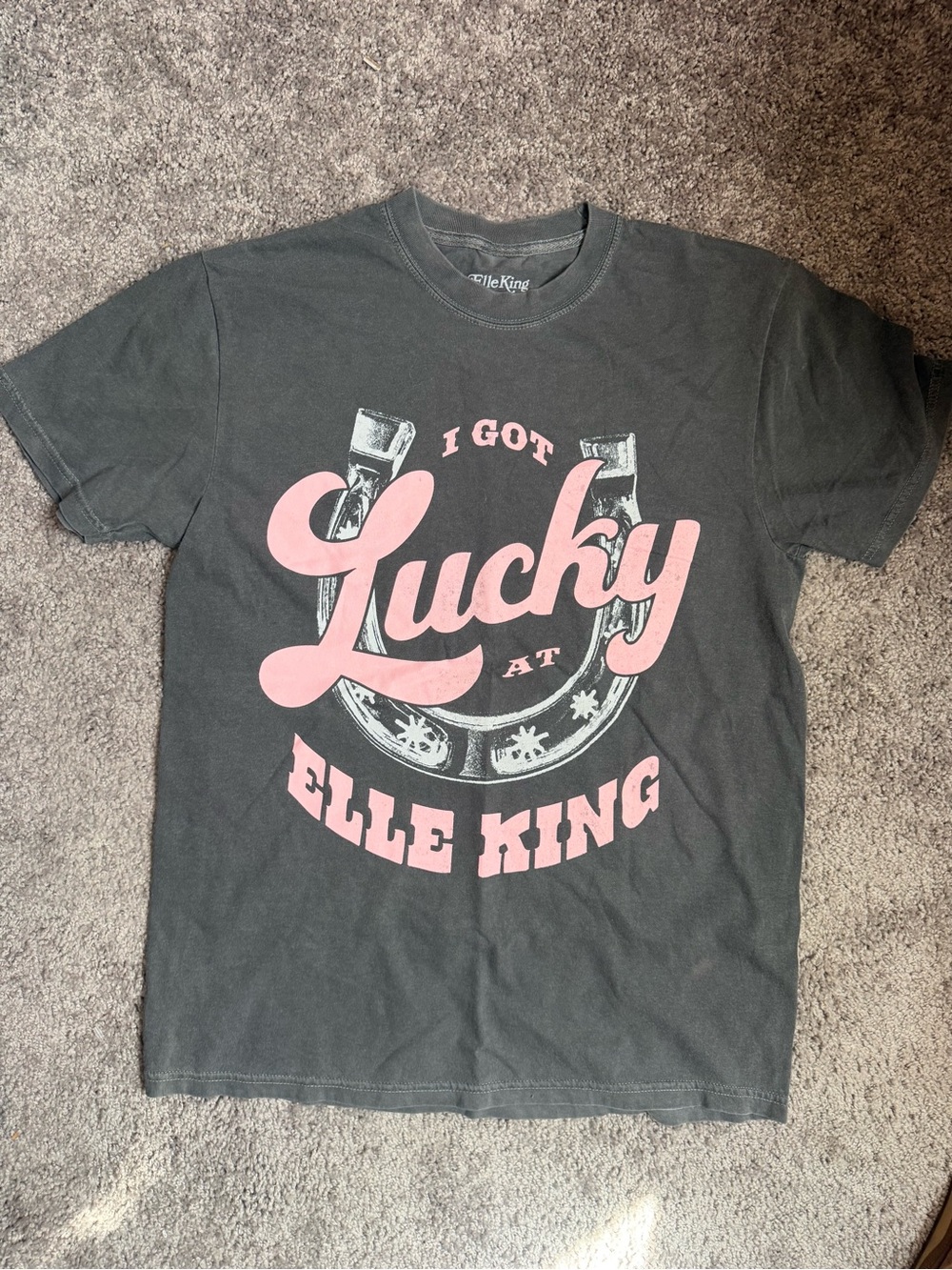 “I Got Lucky at Elle King” Graphic Tee in Black & Pink